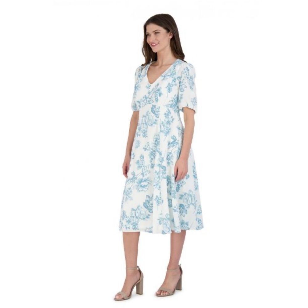 Sandra Darren - Women's V-Neck A-Line Dress